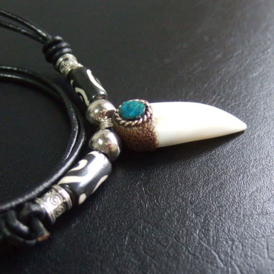 【表示現品】クロコダイルの歯ネックレス - 40265phb