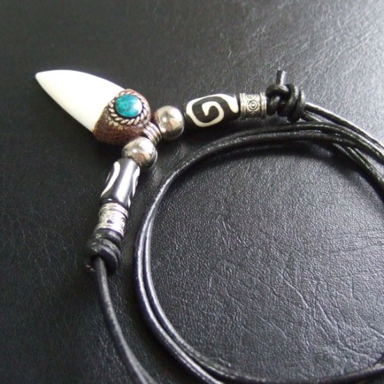 【表示現品】クロコダイルの歯ネックレス - 40265phb