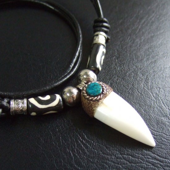 【表示現品】クロコダイルの歯ネックレス - 40265phb