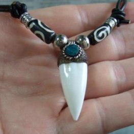 【表示現品】クロコダイルの歯ネックレス - 40265phb