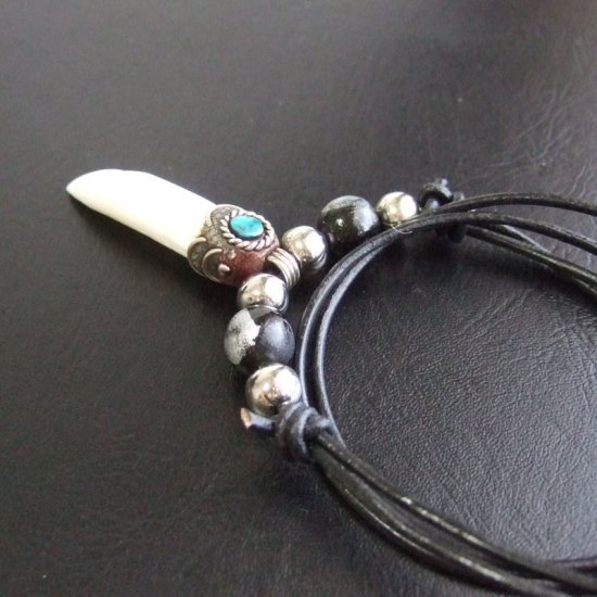 【表示現品】大型 クロコダイルの牙 ペンダント - 40270phb