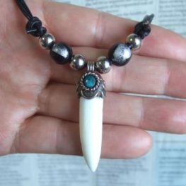 【表示現品】大型 クロコダイルの牙 ペンダント - 40270phb 【表示現品】大型 クロコダイルの牙 ペンダント - 40270phb