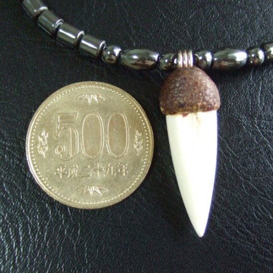 【表示現品】クロコダイルの牙ヘマタイトビーズネックレス- 40283zhb