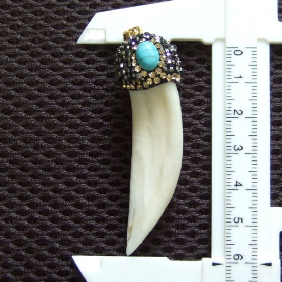 【訳あり現品】イノシシの牙ペンダント - 50022azg