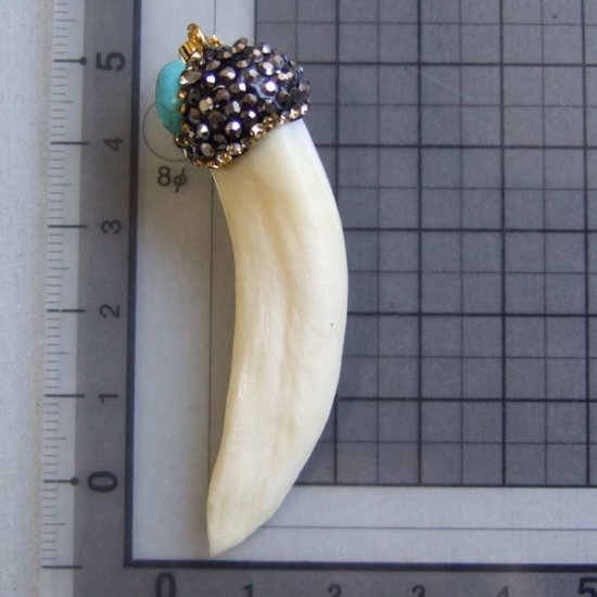 【表示現品】イノシシの牙ペンダント - FBT-50083