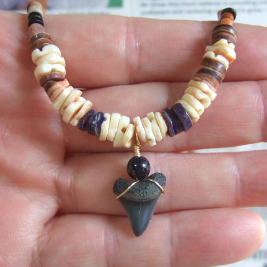 【表示現品】サメの歯化石 ビーズチョーカー - 30284zhb