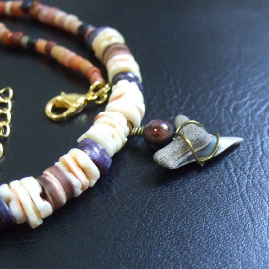 【表示現品】サメの歯化石 ビーズチョーカー - 30286zhb