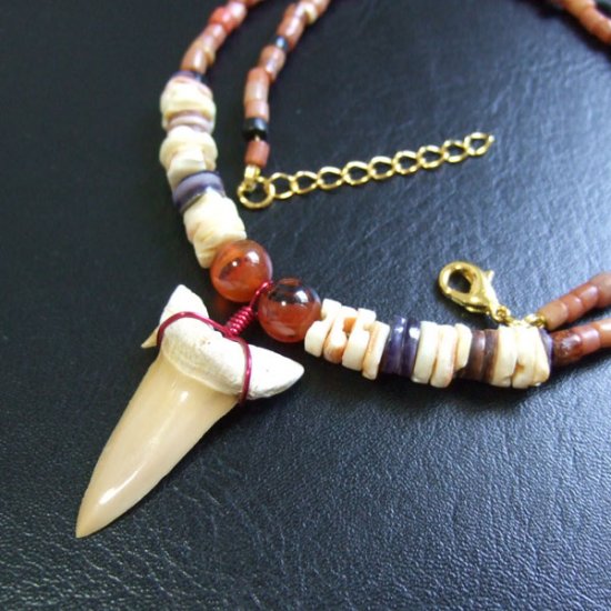 【表示現品】サメの歯化石 ビーズチョーカー - 30287zhb