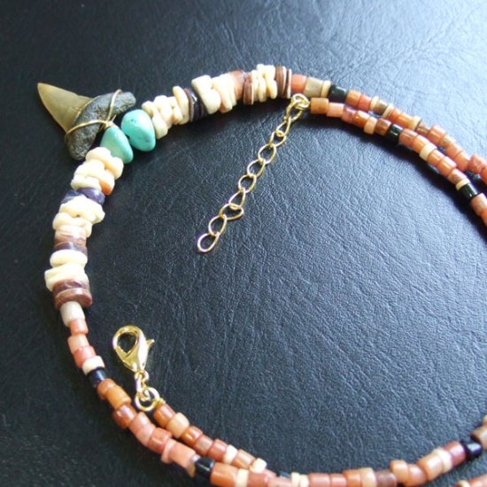 【表示現品】古代アオザメの歯化石 ビーズチョーカー - 30292zhb