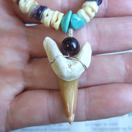 【表示現品】サメの歯化石 ビーズチョーカー - STF-16001