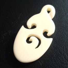 フリーデザインボーンカービングペンダント - 16002chd