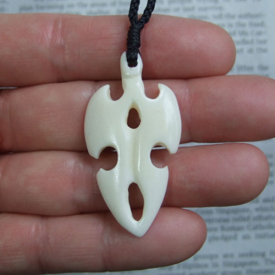 フリーデザインボーンカービングペンダント【オリジナルデザイン】 - 16008chd