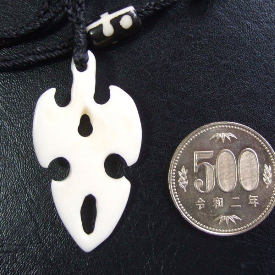 フリーデザインボーンカービングペンダント【オリジナルデザイン】 - 16008chd