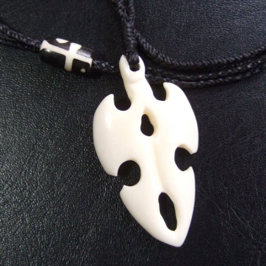 フリーデザインボーンカービングペンダント【オリジナルデザイン】 - 16008chd