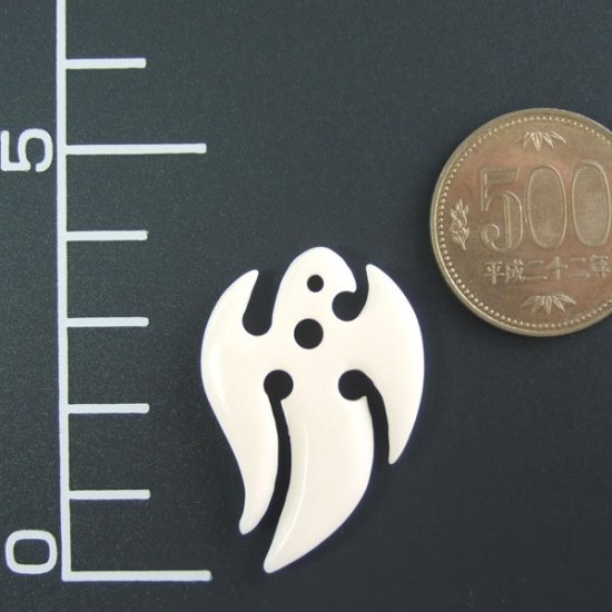 フリーデザインボーンカービングペンダント【はと】 - 16009chd