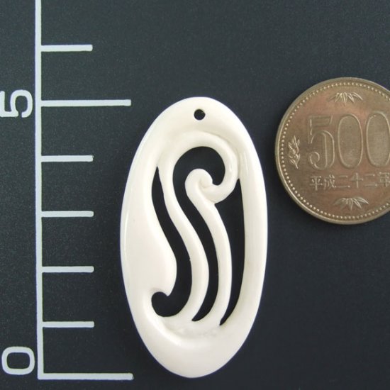 フリーデザインボーンカービングペンダント - 16011chd