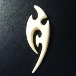 フリーデザインボーンカービングペンダント - 16013zhc 《一点もの》