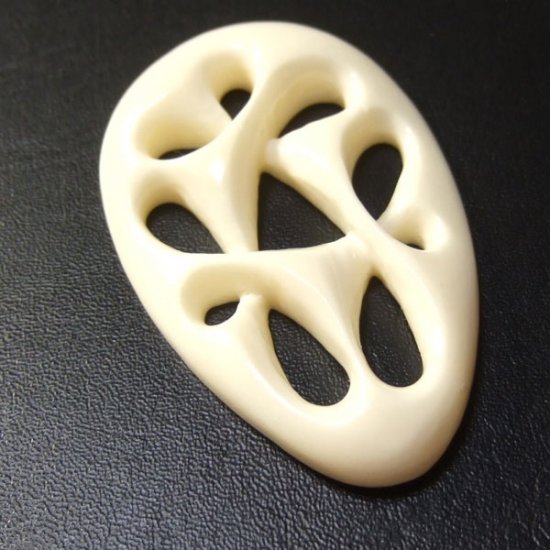 フリーデザインボーンカービングペンダント - 16031apc