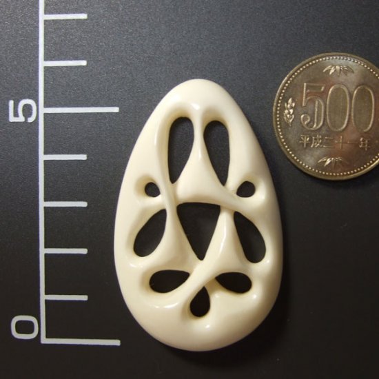 フリーデザインボーンカービングペンダント - 16031apc