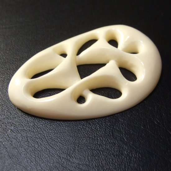 フリーデザインボーンカービングペンダント - 16031apc