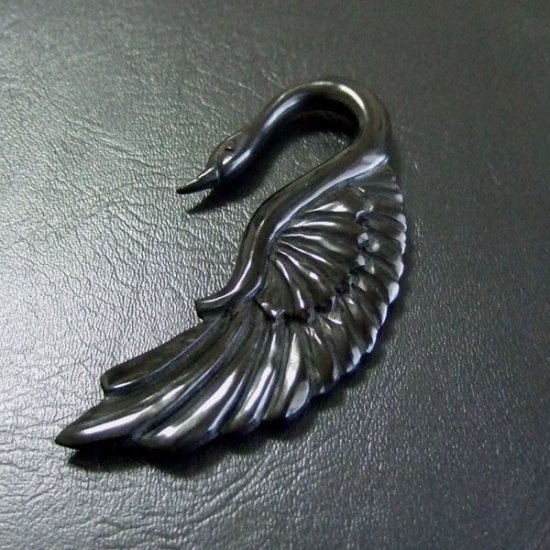 デザインペンダント【スワン】 - 16033apc