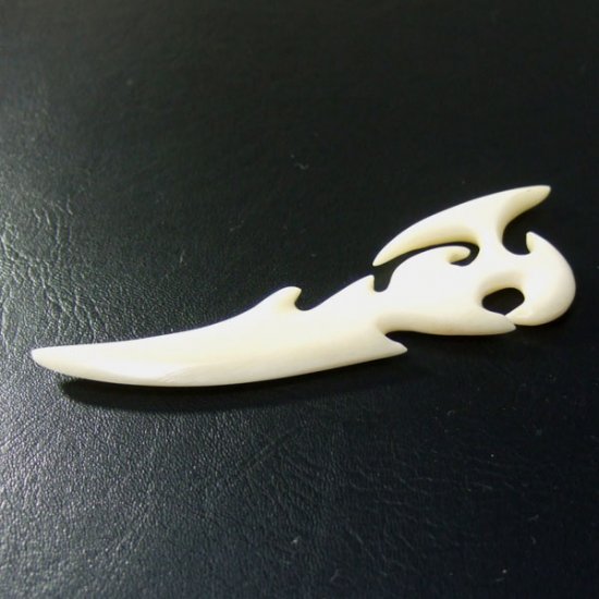 フリーデザインボーンカービングペンダント - 16035zhb 《一点もの》