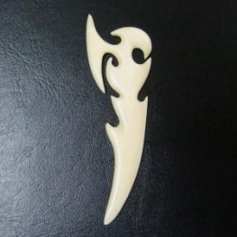 フリーデザインボーンカービングペンダント - 16035zhb 《一点もの》