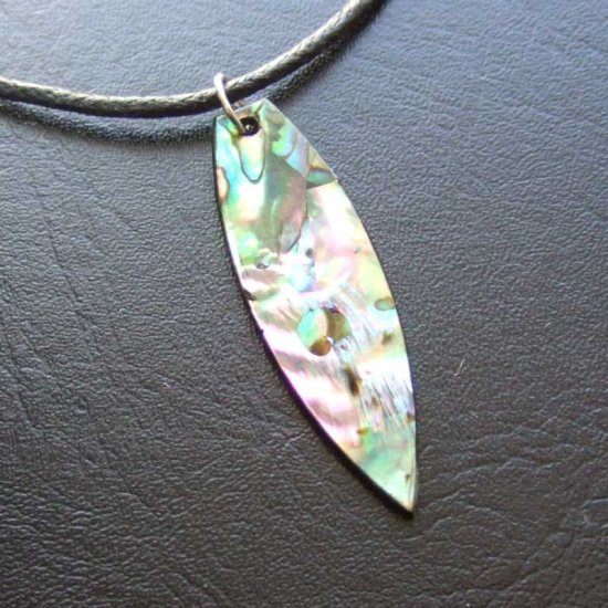 PAUAカービングペンダント【サーブボード】 - BTC-30075