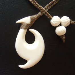 ボーンカービングペンダント【フィッシュフック】 - 12043zhb 《一点もの》