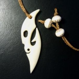 ボーンカービングペンダント【フィッシュフック】 - 12061zhb 《一点もの》