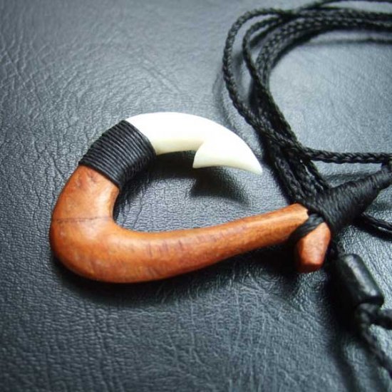 ボーンカービングペンダント【フィッシュフック】 - BCT-30010