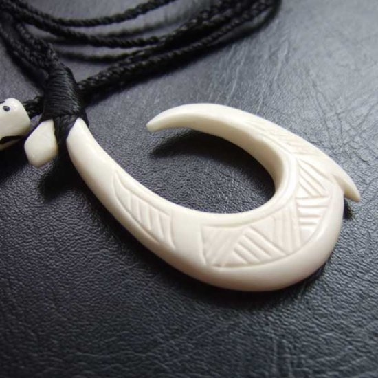 【表示現品】ボーンカービングペンダント【フィッシュフック】 - BCT-30011