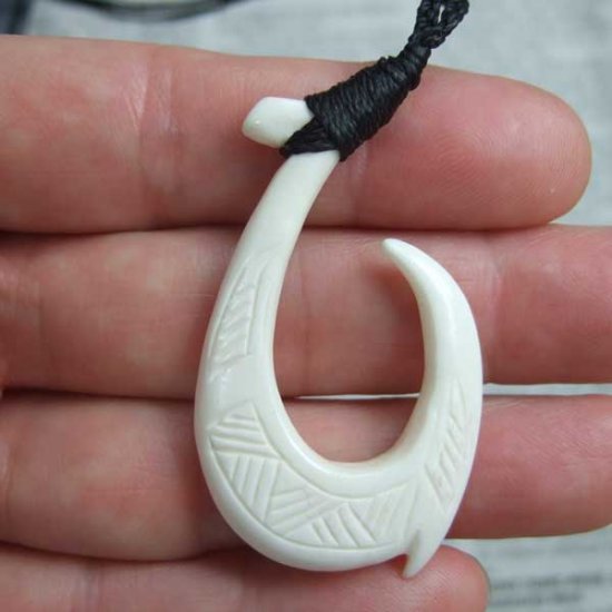 【表示現品】ボーンカービングペンダント【フィッシュフック】 - BCT-30011