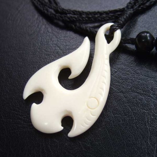 【表示現品】ボーンカービングペンダント【フィッシュフック】 - BCT-30012