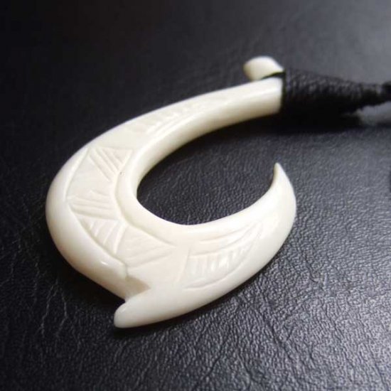 【表示現品】ボーンカービングペンダント【フィッシュフック】 - BCT-30025