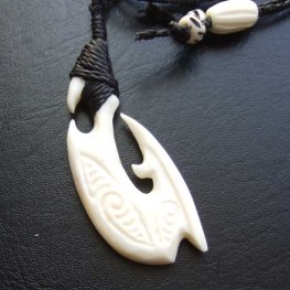 【表示現品】ボーンカービングペンダント【フィッシュフック】 - BTC-30059