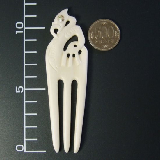 ボーンカービングペンダント【Heru+Manaia】 - 19011zhb 《一点もの》