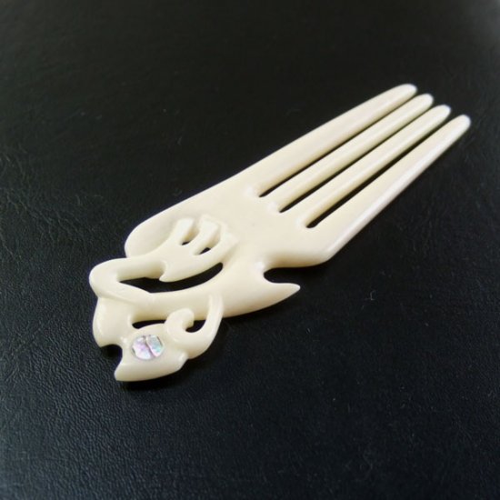 ボーンカービングペンダント【Heru+Manaia】 - 19012zhb 《一点もの》