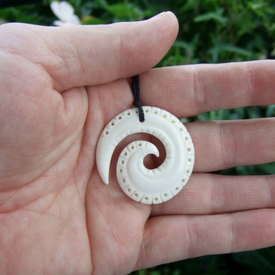 ボーンカービングペンダント【スパイラル】 - 03001_chc