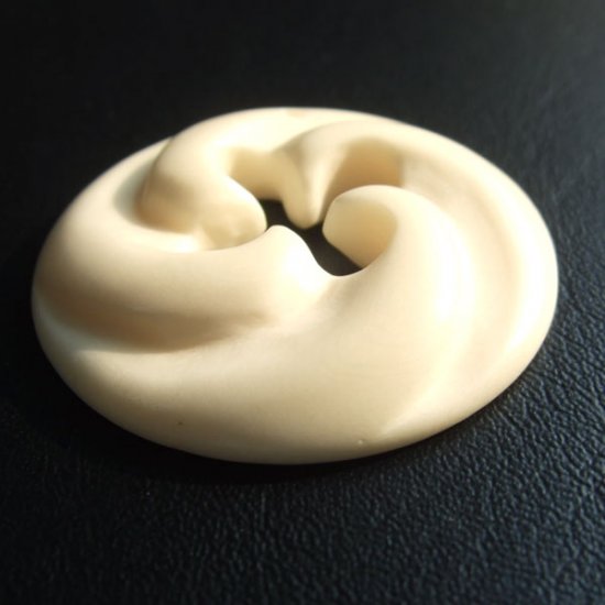 ボーンカービングペンダント【スパイラル】 - 03002chc