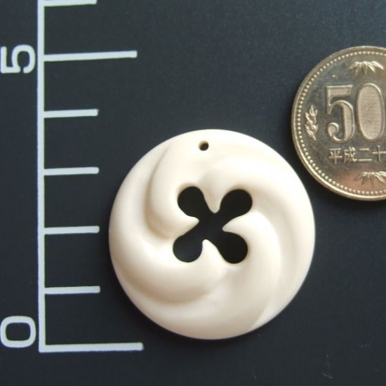 ボーンカービングペンダント【スパイラル】 - 03002chc