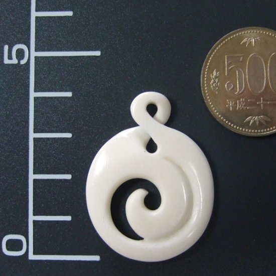 ボーンカービングペンダント【スパイラル+ツイスト】 - 03019chd