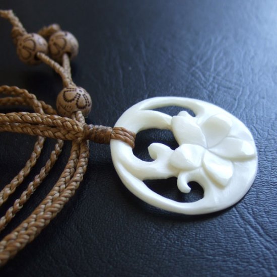 【表示現品】ボーンカービングペンダント【スパイラル】 - 03042ehb