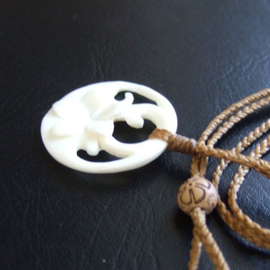 【表示現品】ボーンカービングペンダント【スパイラル】 - 03042ehb