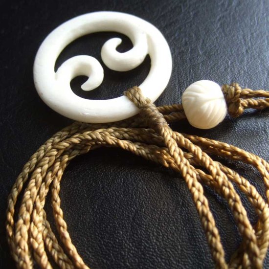 【表示現品】ボーンカービングペンダント【スパイラル】 - BCT-30043