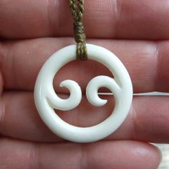 【表示現品】ボーンカービングペンダント【スパイラル】 - BCT-30043
