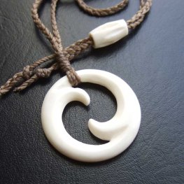 【表示現品】ボーンカービングペンダント【スパイラル】 - BTC-30051