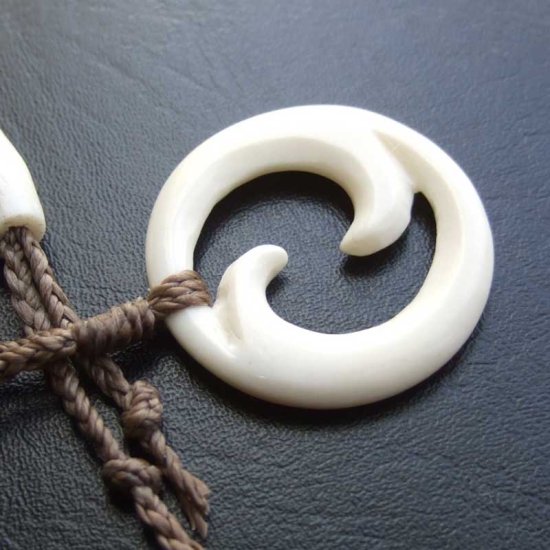 【表示現品】ボーンカービングペンダント【スパイラル】 - BTC-30051