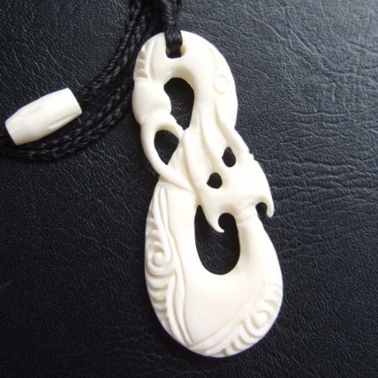 ボーンカービングペンダント【Manaia】 - BCT-30028