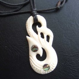 ボーンカービングペンダント【Manaia】 - BTC-30050